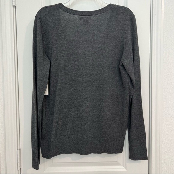 NWT Amazon Essentials Charcoal Gray V-Neck Cardigan Sweater in Women's Sz Medium - Picture 3 of 12